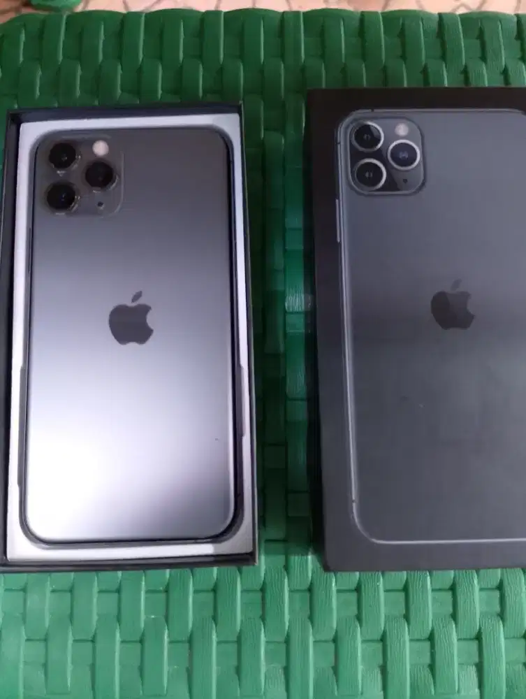 Iphone 11 pro max 256gb yang baru ada