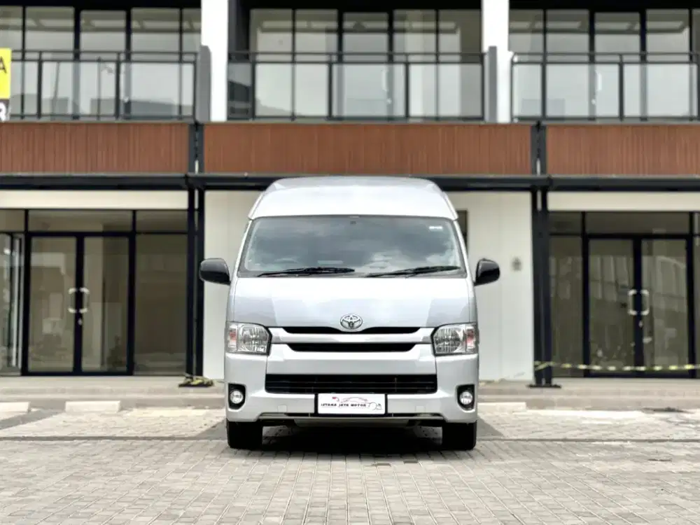 Toyota Hi ace Commuter 2.5 MT th 2016 #istana jaya motor