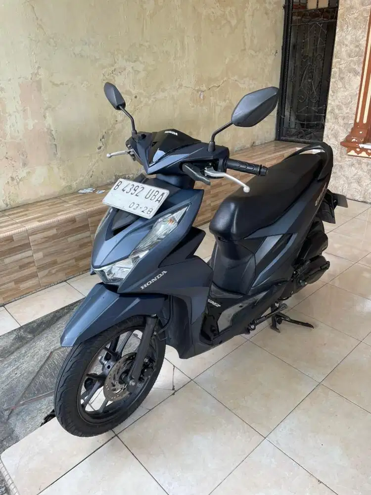 Beat Deluxe 2023 mulus no minus seperti baru (PRIBADI bukan diler)