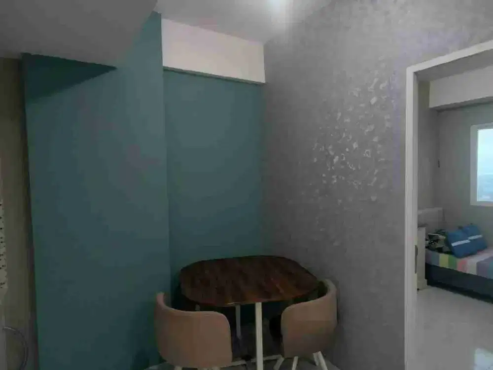 Sewa bulanan / tahunan apartemen puncak Dharmahusada luas besar