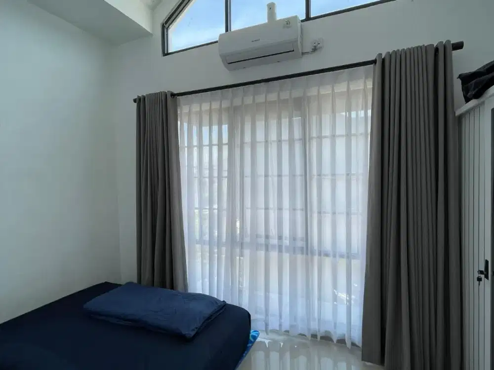 Rumah cantik 2LT di perumahan Exclusive di Bandung Timur take over