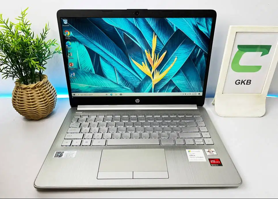 Laptop HP 14s Ram 8gb Ssd 512gb murah backlight VGA 2gb bisa Game dan