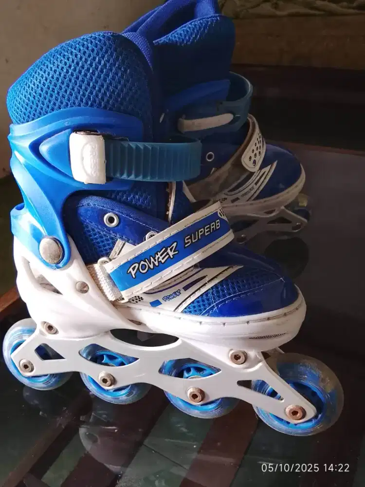 Sepatu Roda merk Power Superb Biru Ukuran S (31-34)