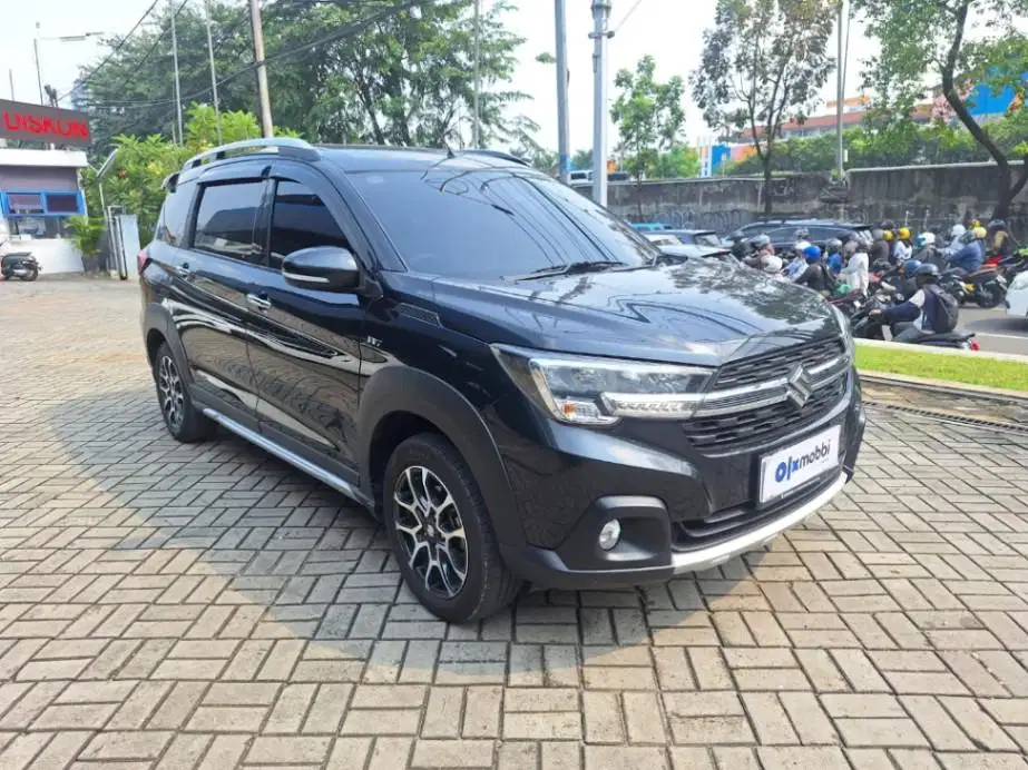 DP MURAH Suzuki XL7 1.5 Beta Hybrid-MT 2023 CFKYB