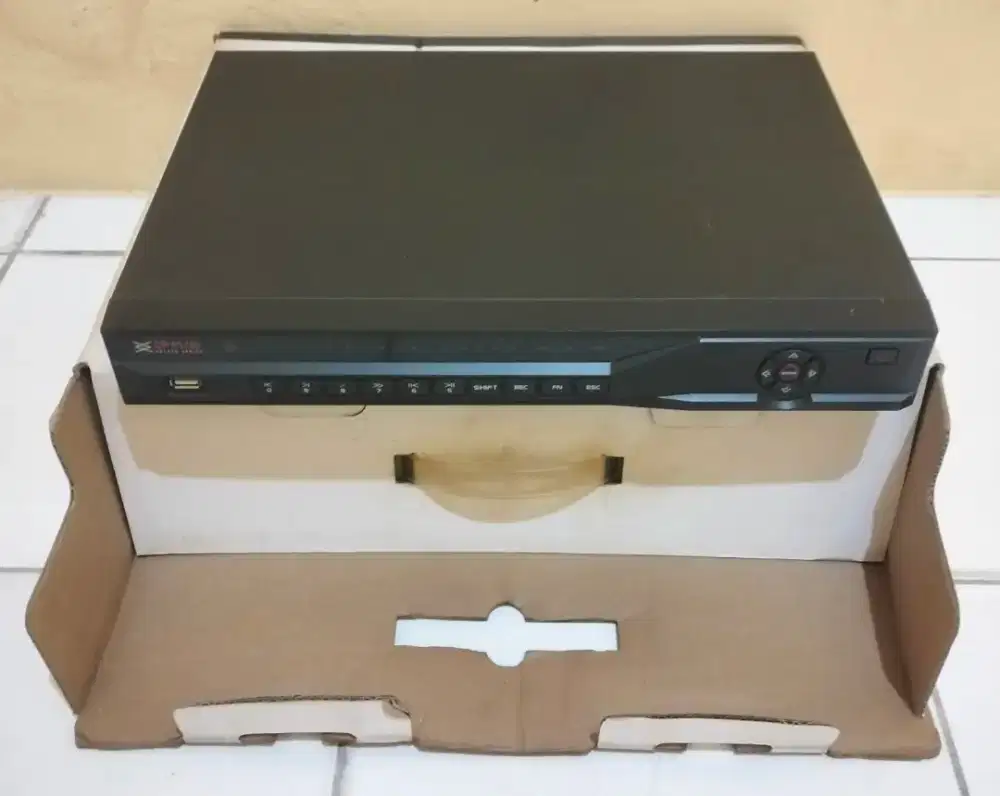 DVR CP PLUS CP- UNR-316 Q2-XU , 16 Channel+ Hardisk 2 TB .