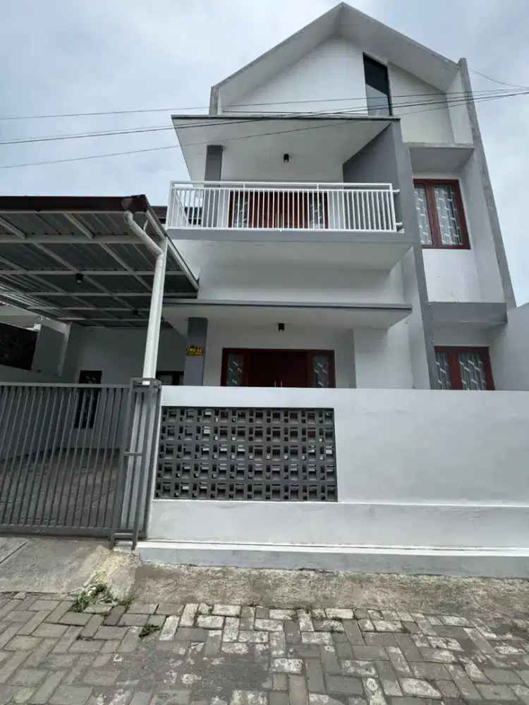 Disewakan Rumah Cantik di Jalan Kaliurang KM 7