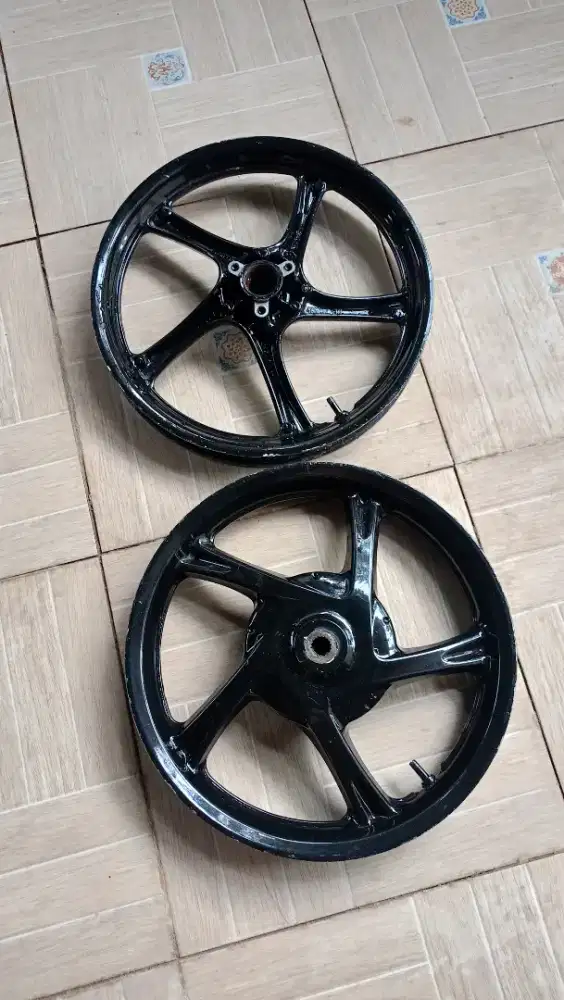 Jual veleg mio j black glossy