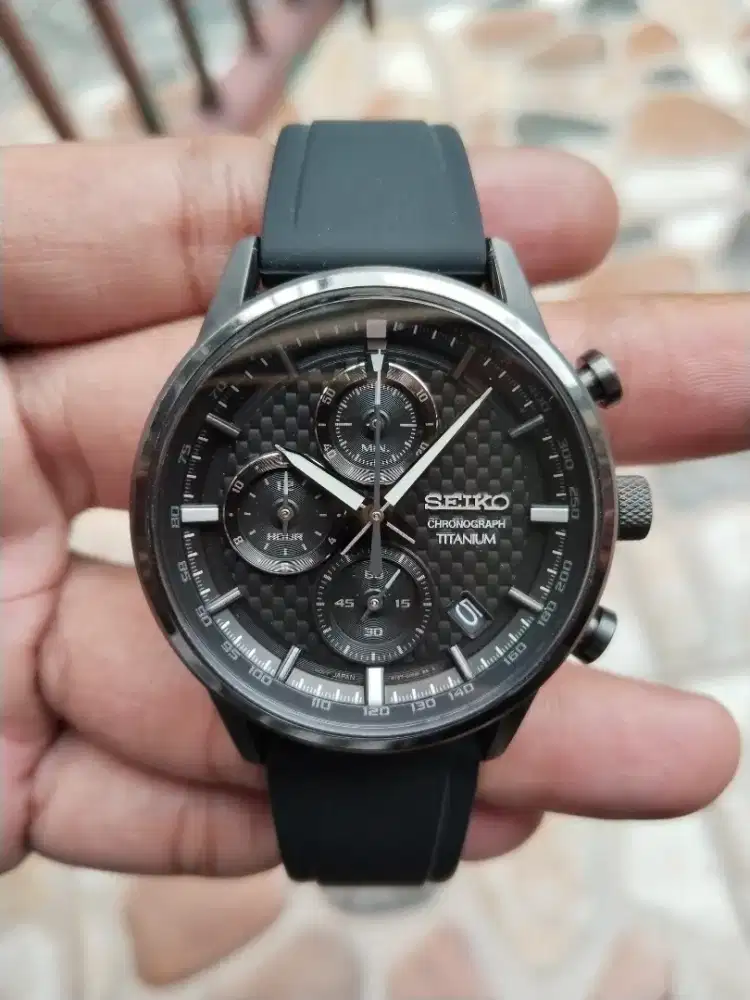 Seiko Chronograph SSB393P1 Titanium