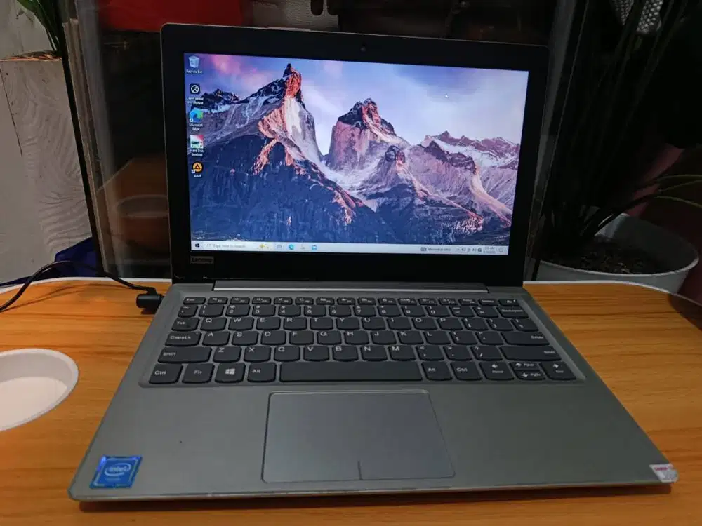 Laptop Lenovo Ideapad 120S-11IAP Ram 2 GB Penyimpanan 500 GB