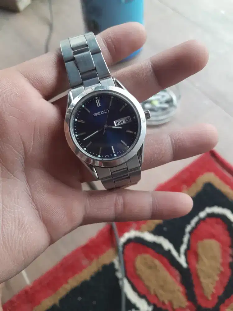 Jam tangan seiko