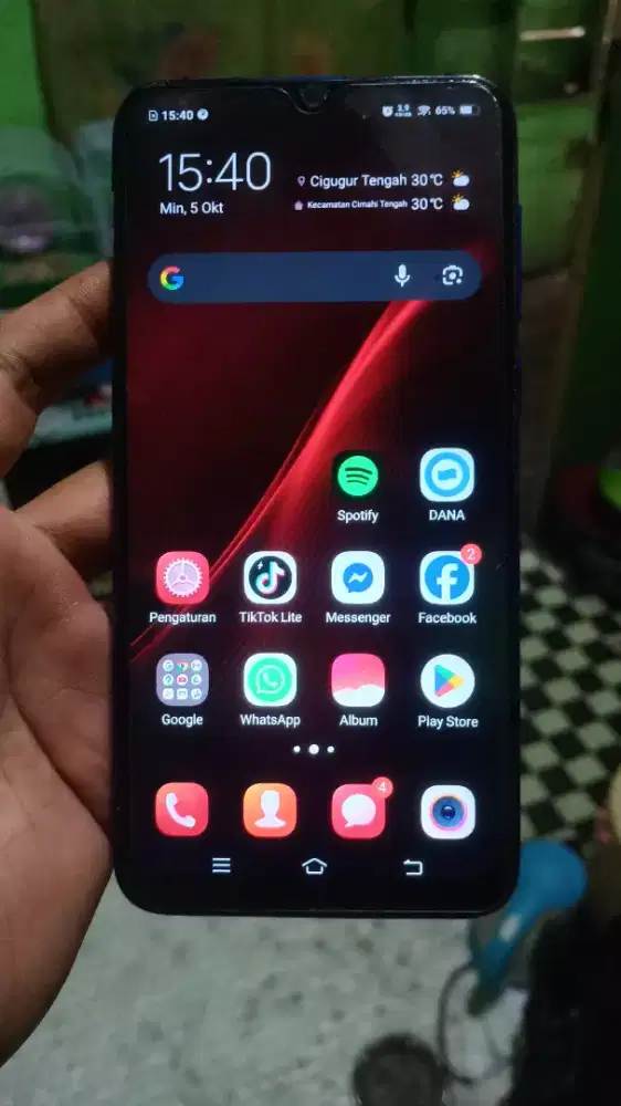 Vivo V11 4G 6/64 layar 6.5 inchi siap pakai