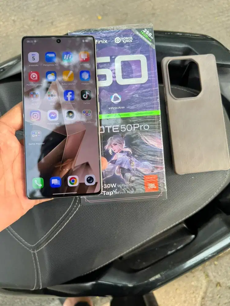 Infinix Note 50 Pro 8+8/256 5G like new msih grns pjng bs tker tmabh
