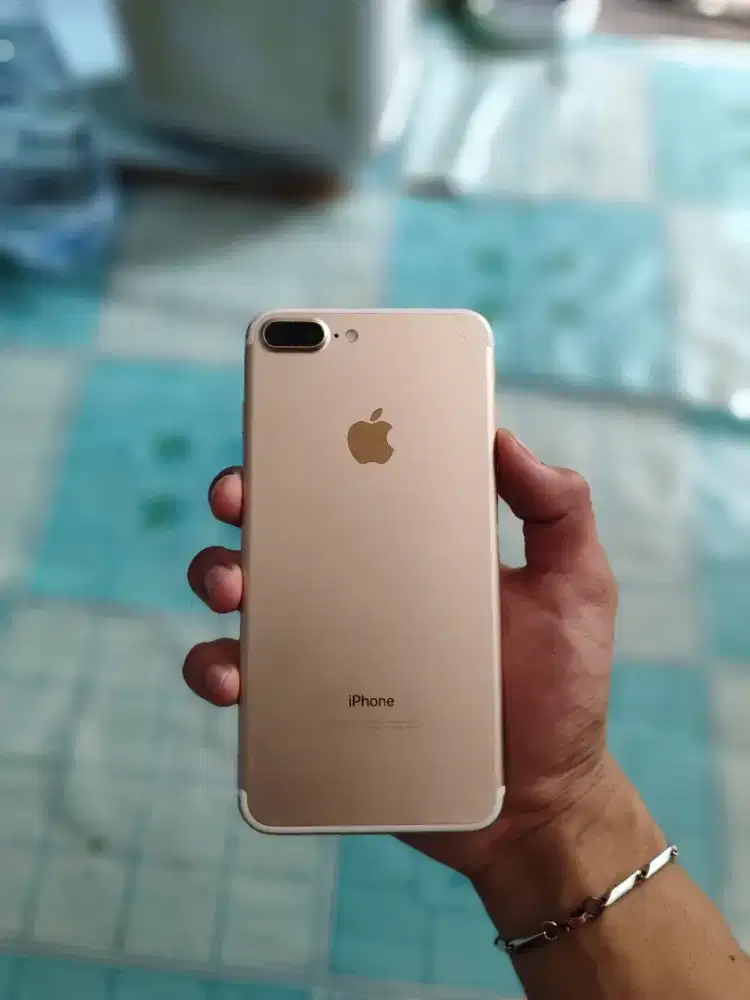 iPhone 7 plus 128