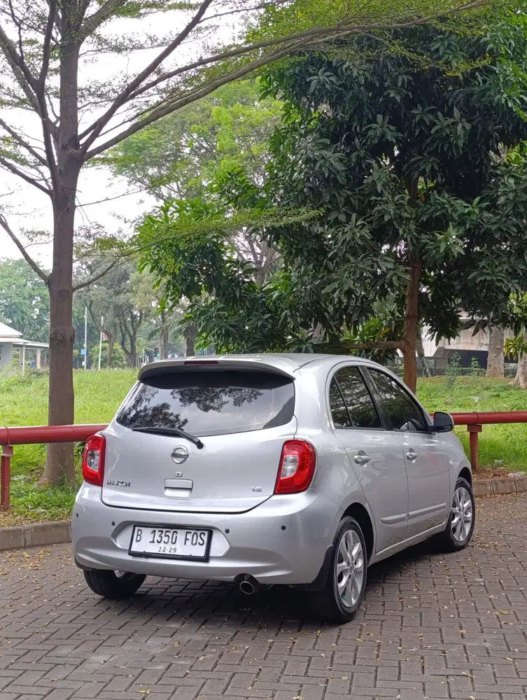 Nissan March 2015 Bensin