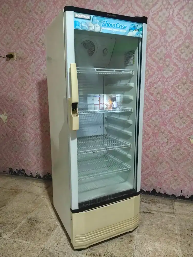 Showcase Polytron SCN181 200Liter Medium