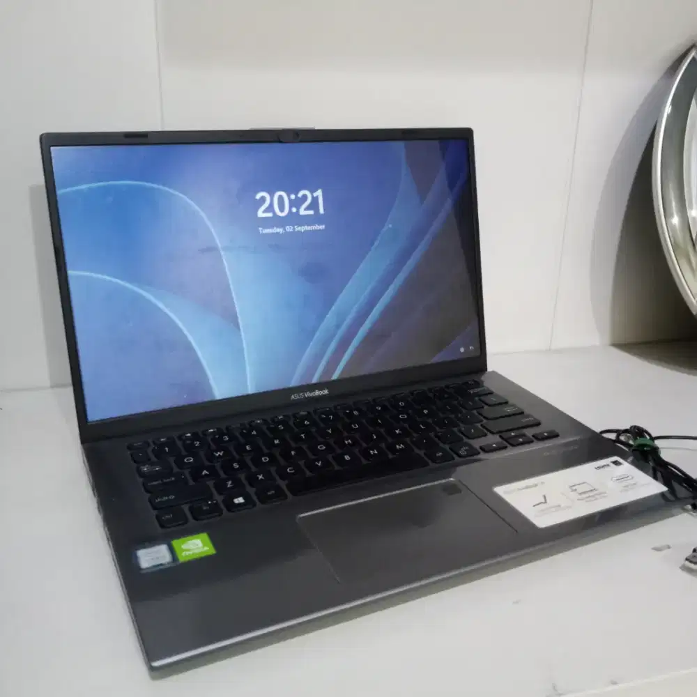 ASUS Vivobook 14 A412FL