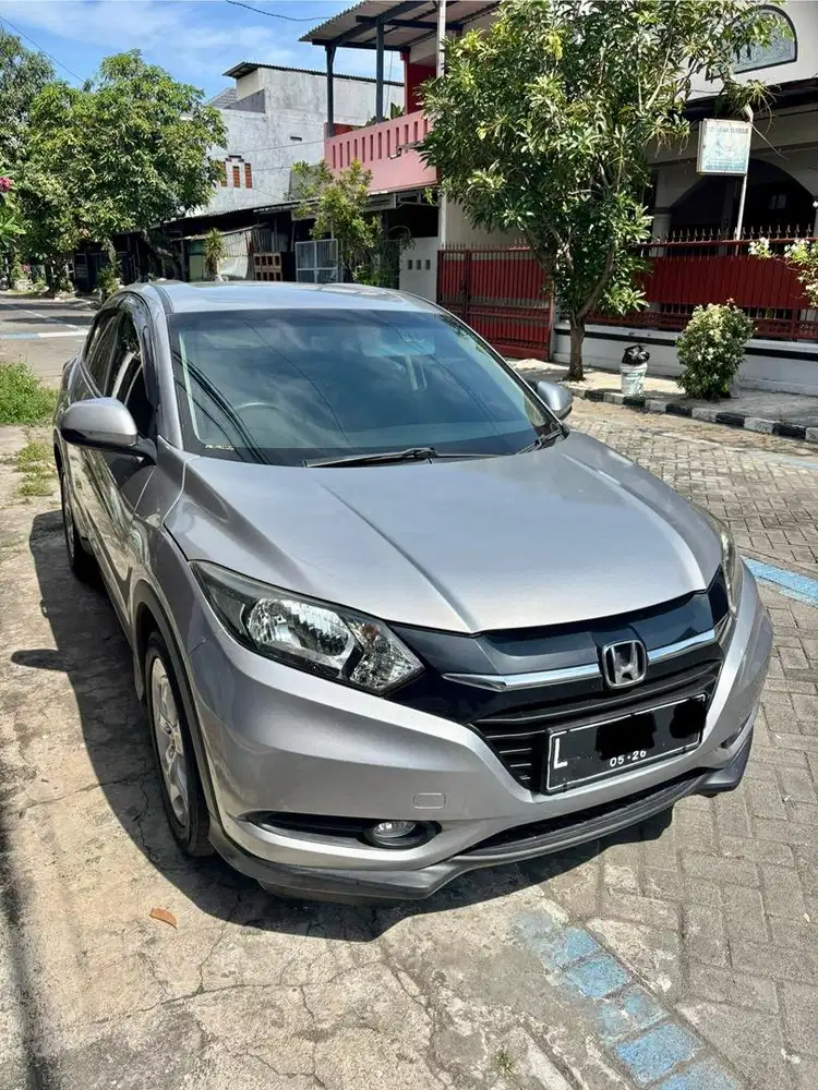 Dijual Cepat Honda HRV E CVT Automatic 2016 Matic 2017 AT 2015