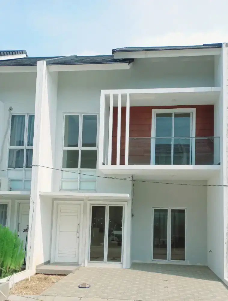 Sewa rumah 2 lantai bebas banjir