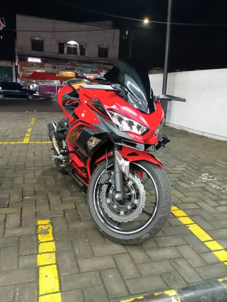 Jual cepat ninja 4 tak 250cc tahun 2022, 46jta nego