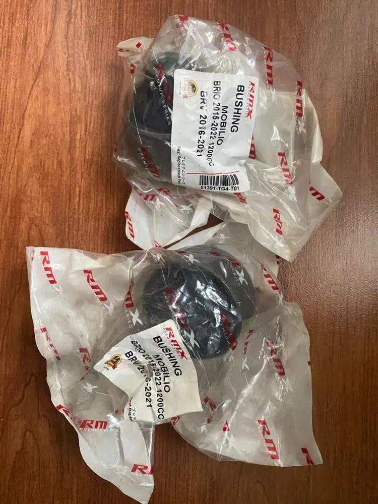 BUSHING/BUSH/BOSH LOWER ARM /SAYAP DEPAN YANG BESAR UNTUK MOBIL HONDA