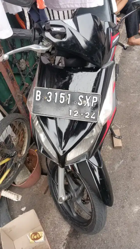 Vario CBS karbu  2011 B jkrta