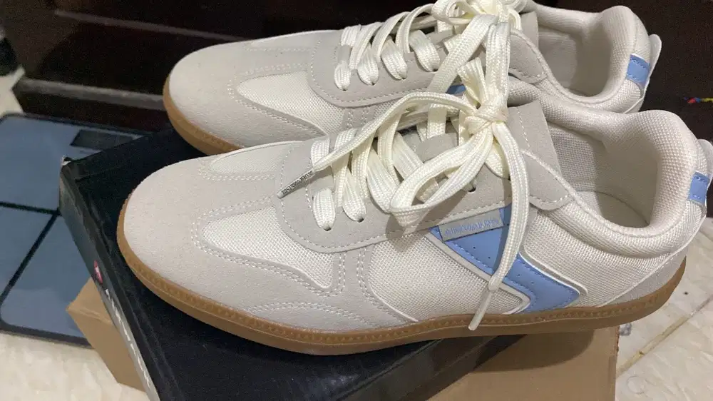 Airwalk Cyrus Women's White/Blue New uk 39 (24.7 cm)