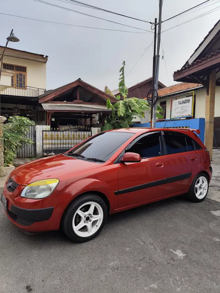 Kia Rio 2005 Bensin