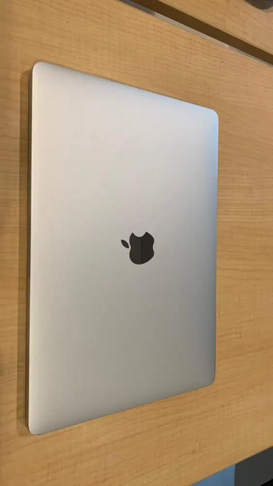 MacBook Pro 2017 8/256GB ex iBox