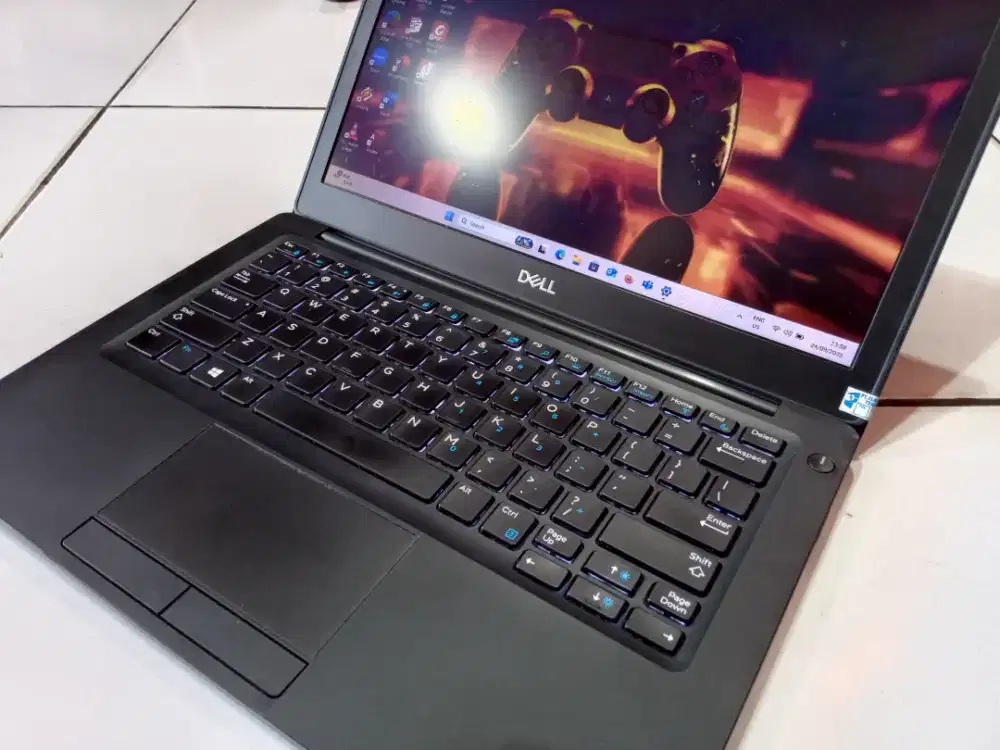 Laptop dell latitude 7290 core i7 gen 8