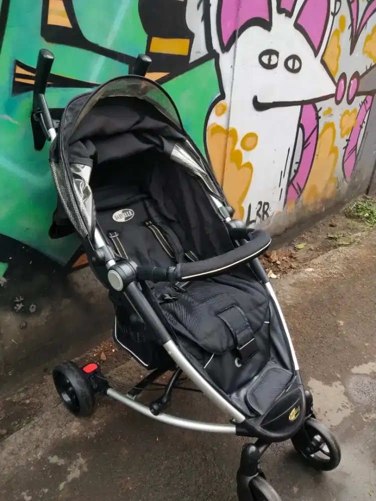 stroller bayi BABYELLE 90% mulus