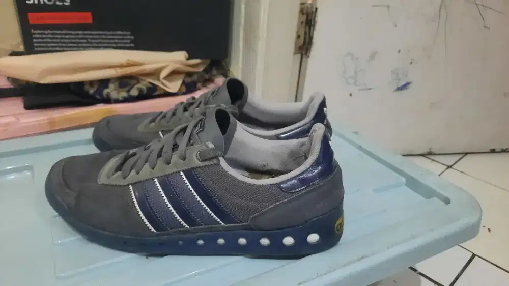 Sepatu Adidas Pt. Trainer