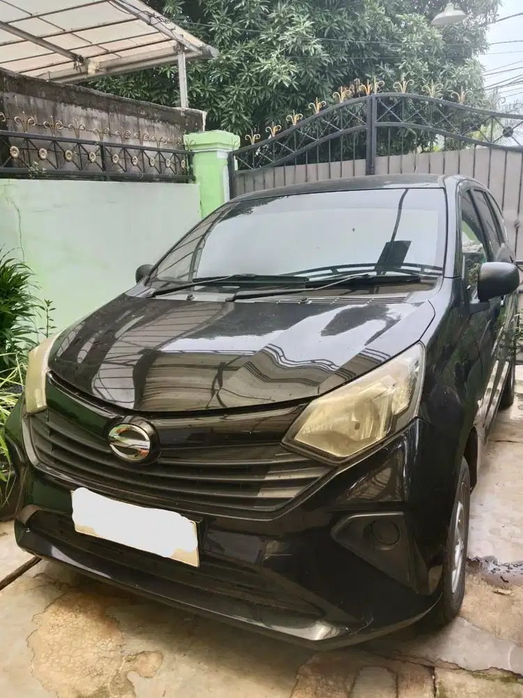 Daihatsu Sigra 2023 Hitam, manual,