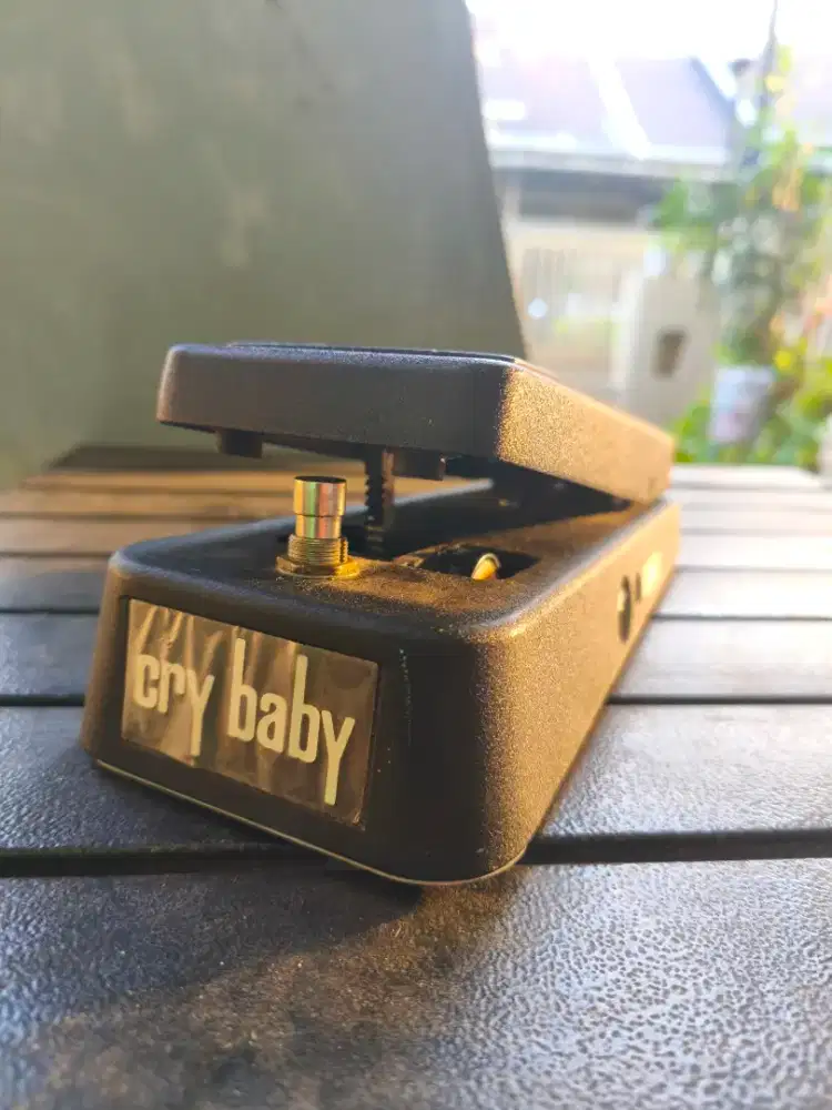 Dunlop Cry Baby GCB95 Wah Crybaby Efek Gitar