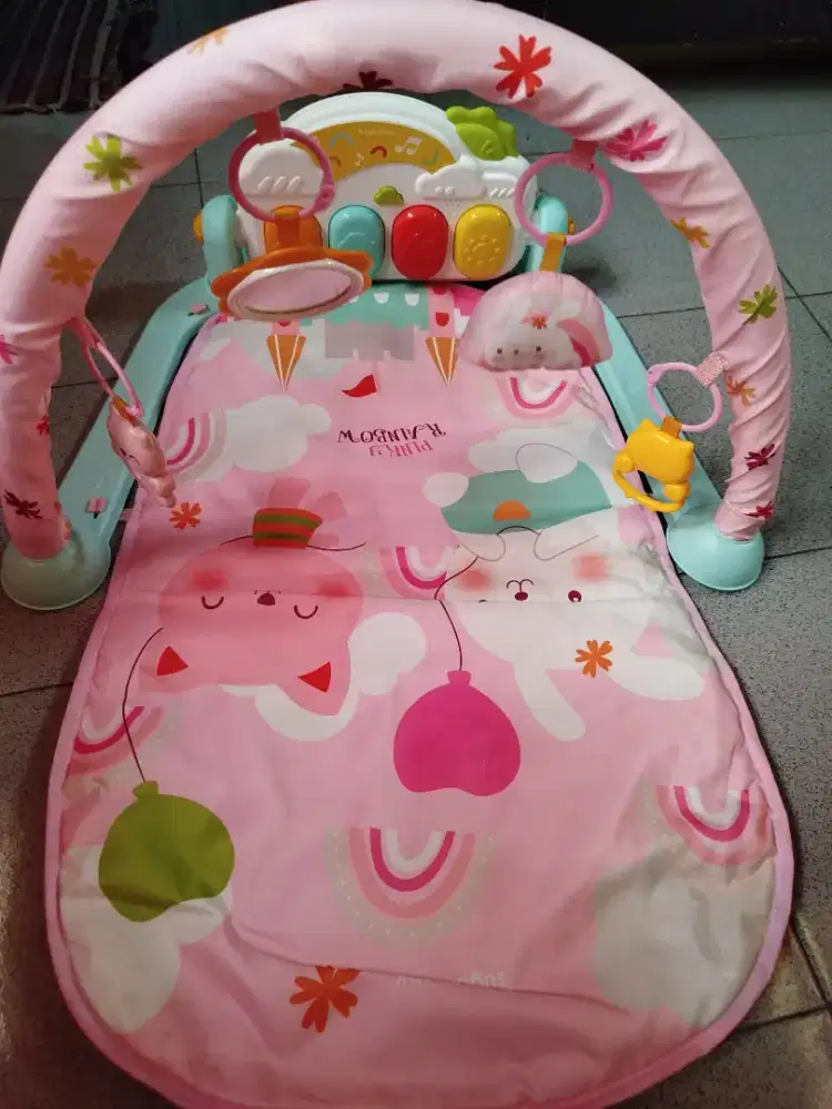 Di jual Playmate Piano