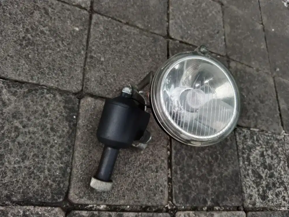 Lampu sepeda jadul Daya Dinamo