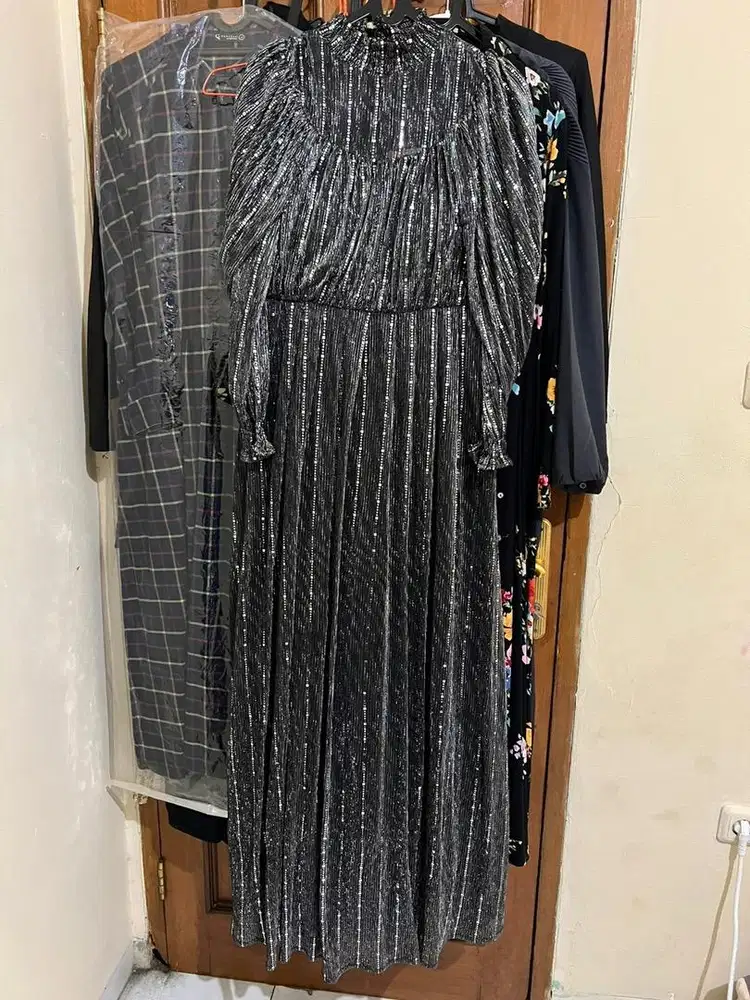 DIJUAL DRESS GAUN HITAM