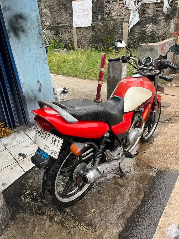 suzuki thunder surat kumplit