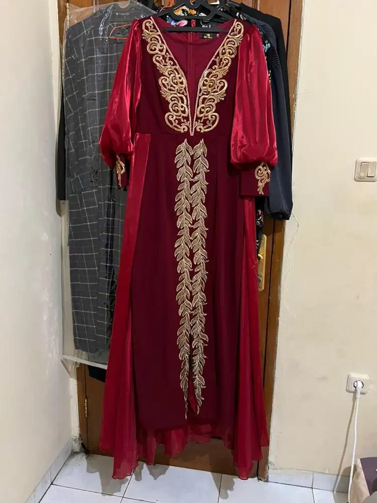 DRESS INDIA MERAH PEKAT
