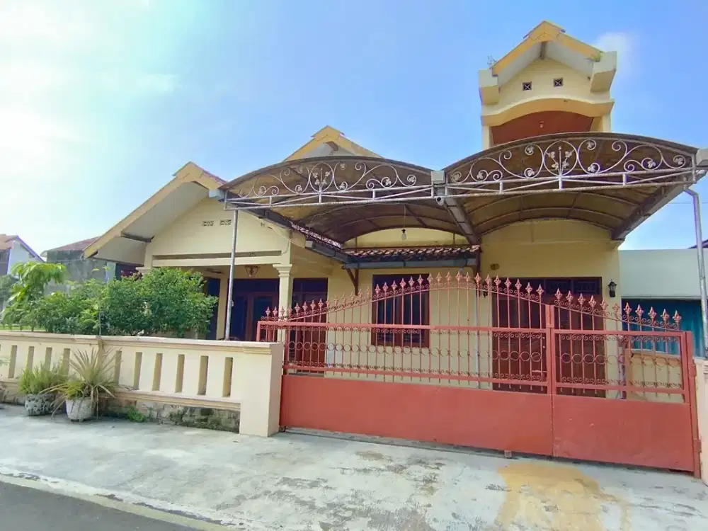 Rumah disewakan di karanganyar Kota Dekat Alun alun karanganyar