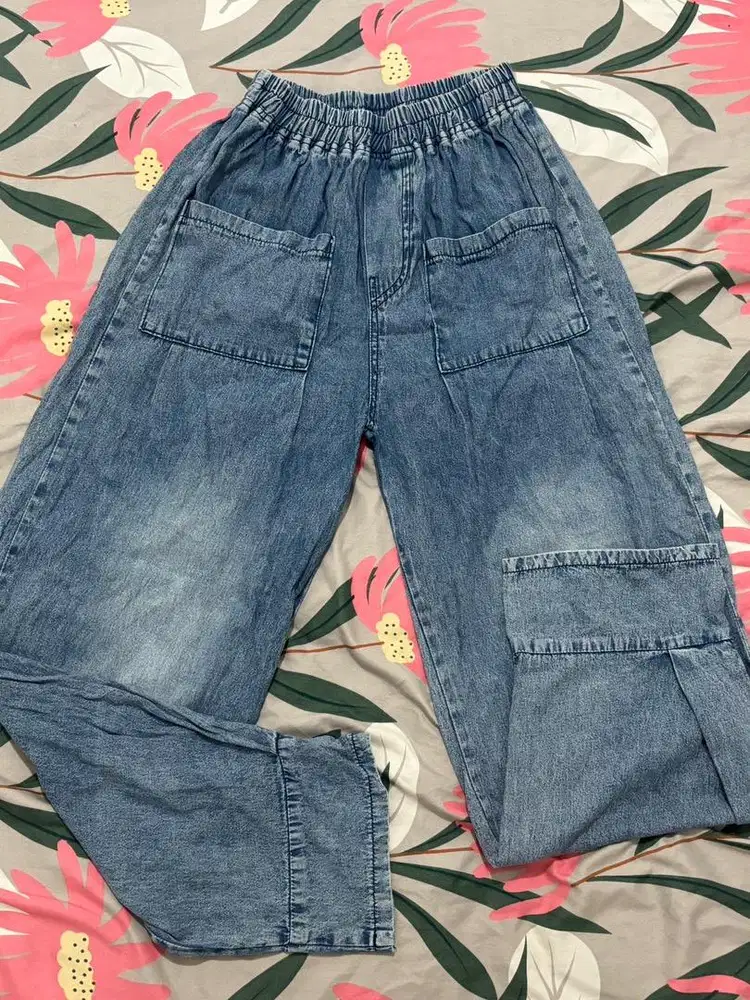 CELANA JEANS WANITA