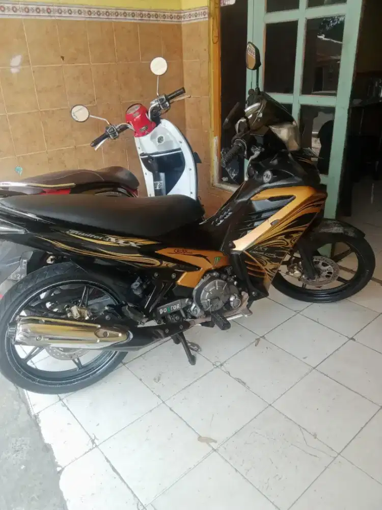 Jupiter MX 135 kopling mesin segel 2011