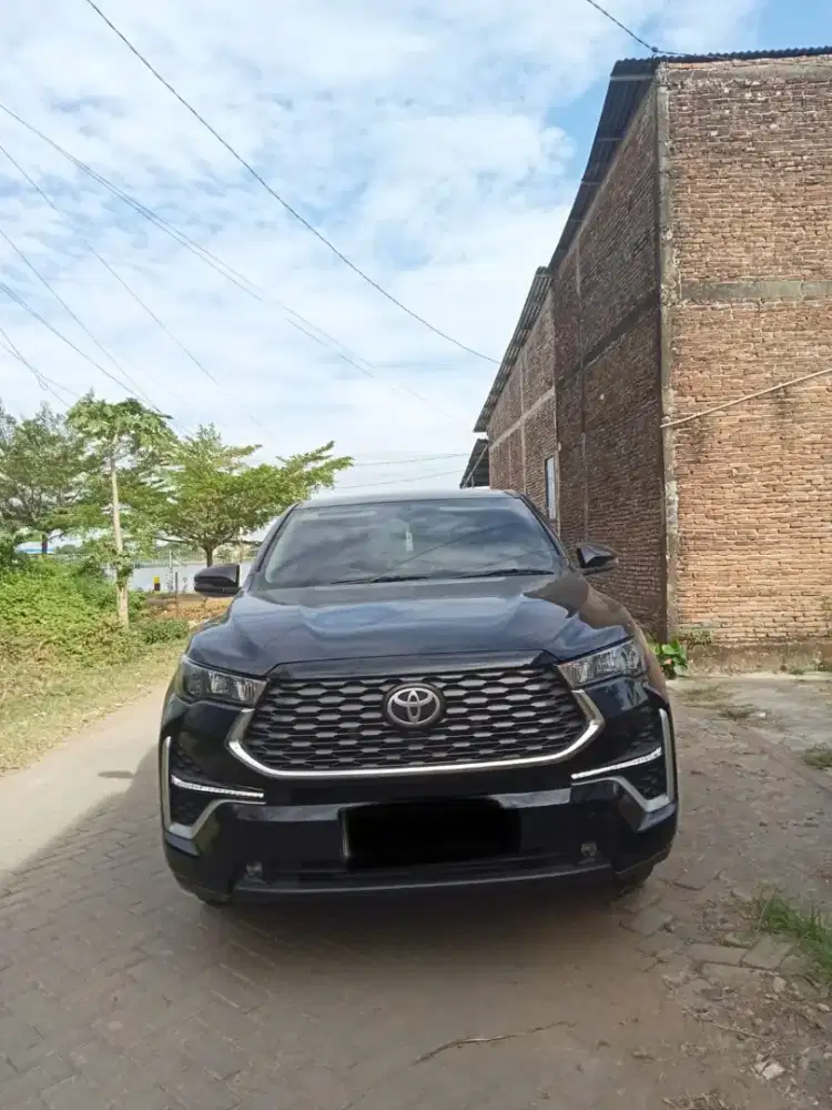 Kijang Innova Zenix 2.0 G
