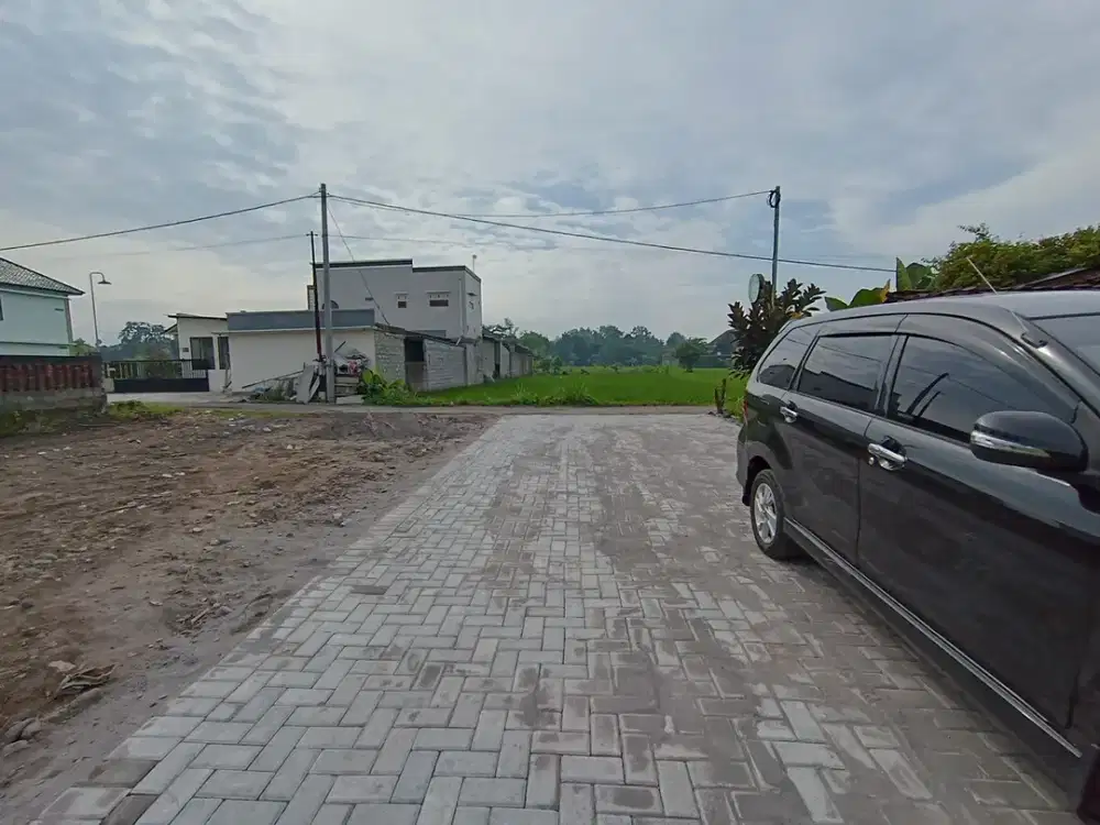 Tanah Jalan Damai Kaliurang dalam cluster view sawah
