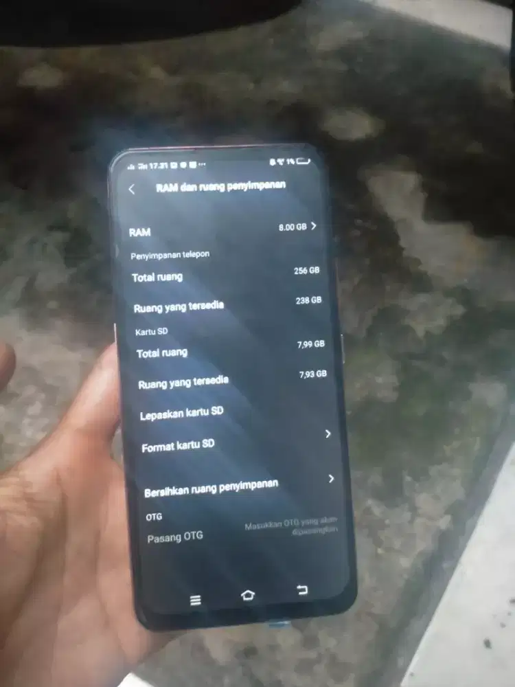 Vivo 15 ram 8/256 muluss