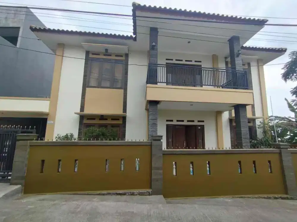 Turun Harga Murah ! Rumah Full Renovasi Di Daerah Sindang Laya Dekat Secaba