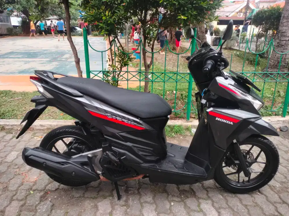 HONDA VARIO FI 125 LED 2017 pajak panjang/B.dki