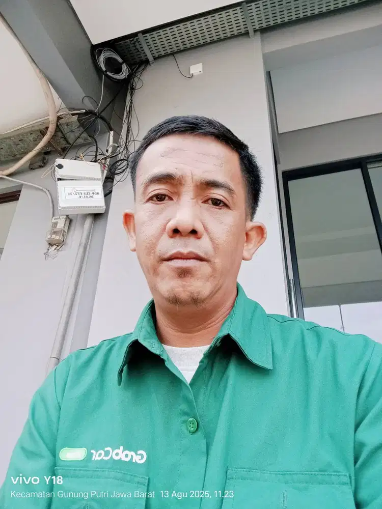 Mencari pekerjaan supir kantor atau pribadi