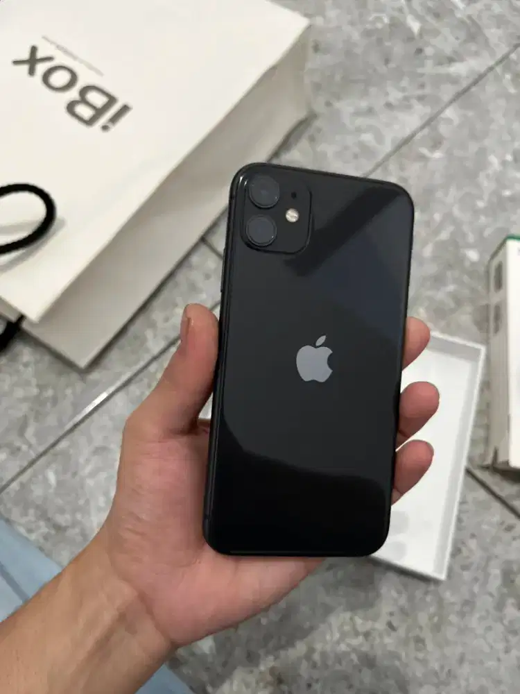 iPhone 11 64gb ibox