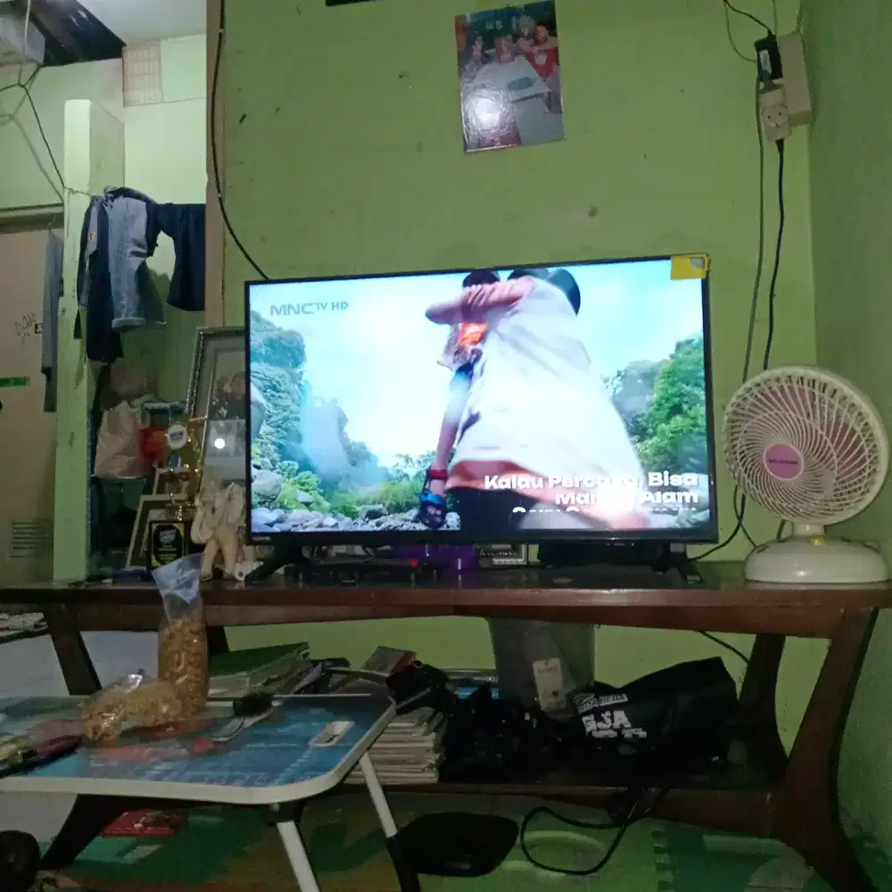 Di jual TV bekas 32 in digital Toshiba