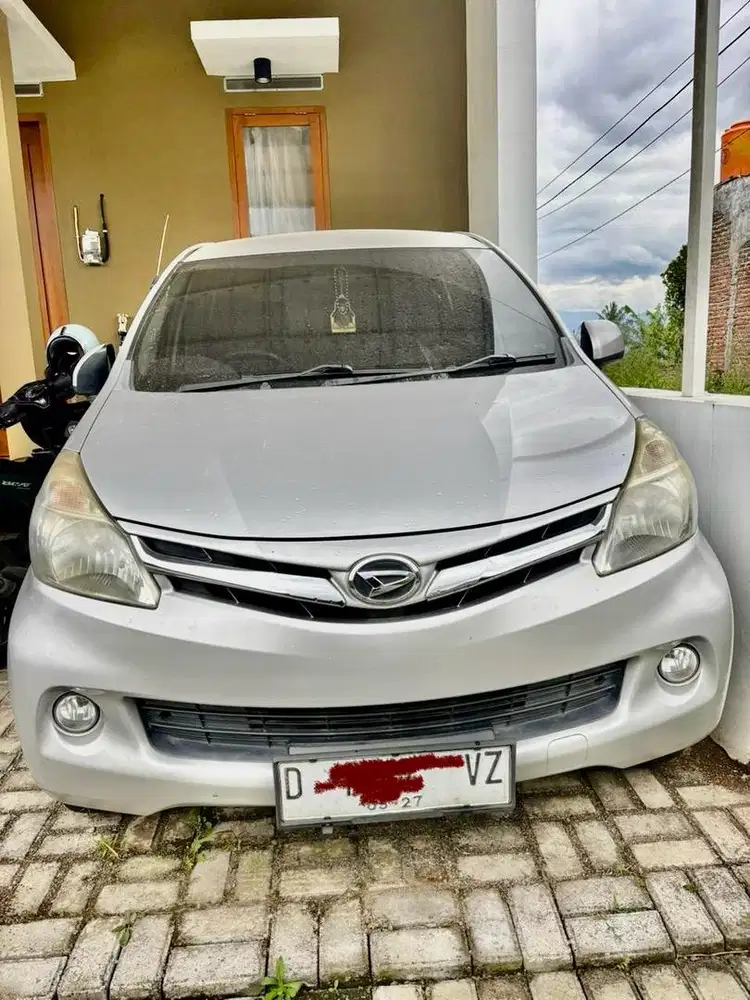 Daihatsu Xenia R 2012 AT